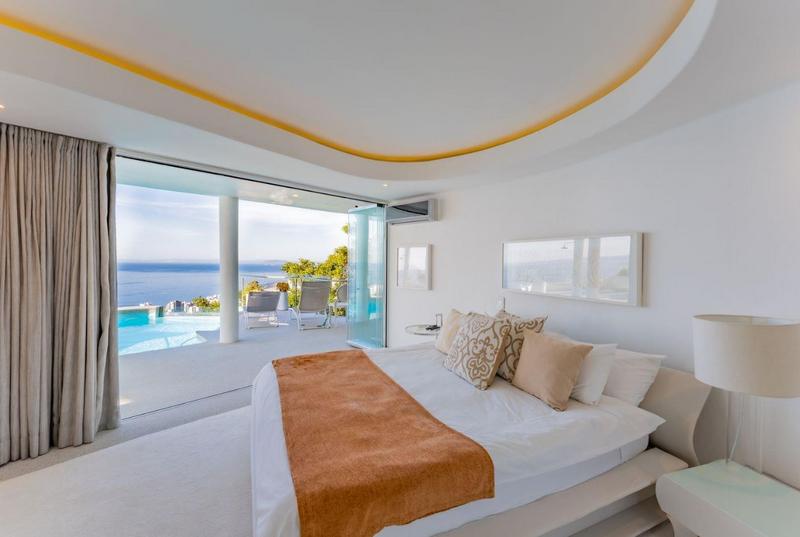6 Bedroom Property for Sale in Bantry Bay Western Cape